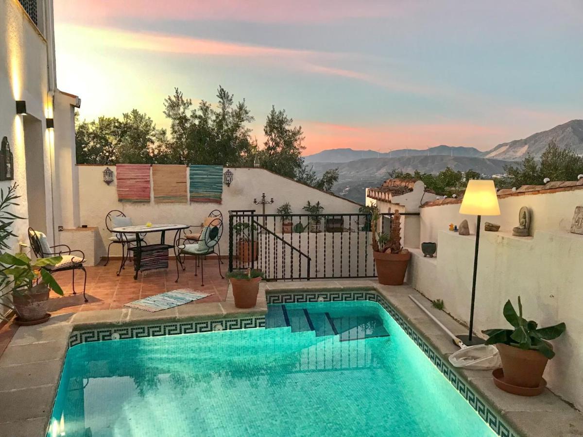 Casa Sol Y Aire - Vakantievilla In Dorp Met Prive Zwembad Pinos del Valle Extérieur photo