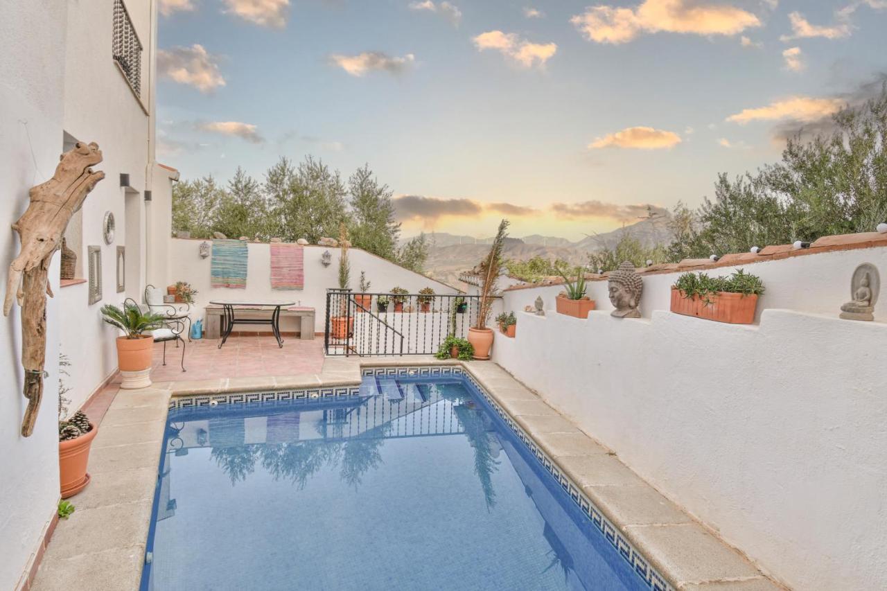 Casa Sol Y Aire - Vakantievilla In Dorp Met Prive Zwembad Pinos del Valle Extérieur photo