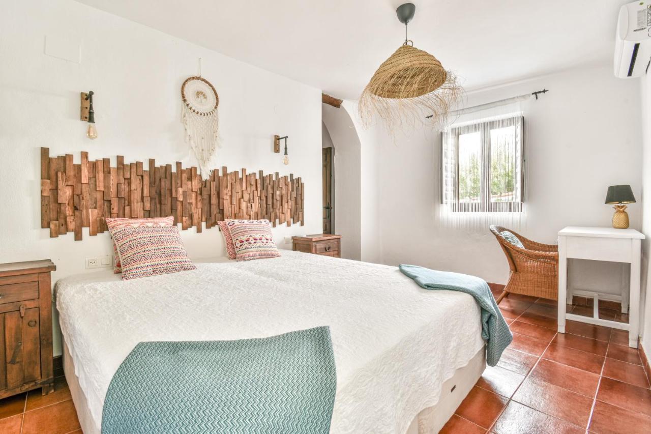 Casa Sol Y Aire - Vakantievilla In Dorp Met Prive Zwembad Pinos del Valle Extérieur photo